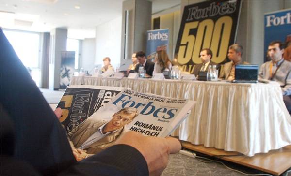 Forbes: a 20 leggazdagabb ukrán vagyona megfeleződött az orosz intervenció kezdete óta