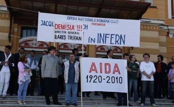 Sztrájkba léptek a kolozsvári román opera alkalmazottai