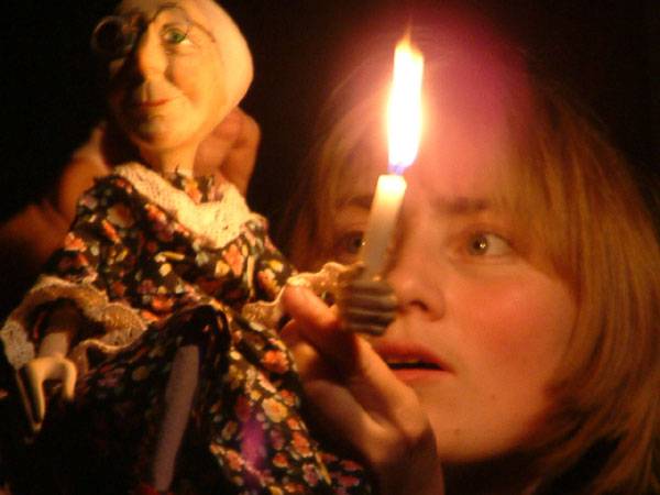 Nehéz év elé néz a 62 éves kolozsvári Puck Bábszínház