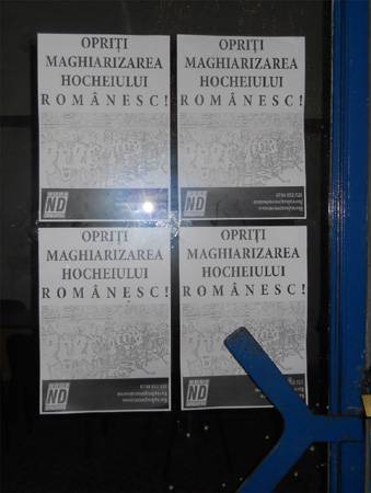 Fenyegetik a csíki hokist, plakátolgat az Új Jobboldal