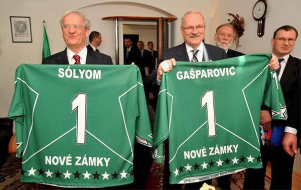 Állampolgárság: államfői jóváhagyás