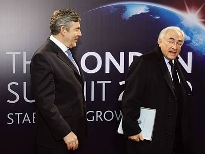 Megháromszorozott valutaalapi tőkekészlet