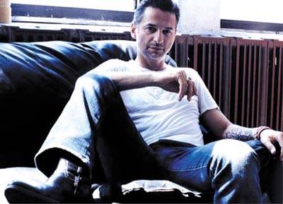 Gahan betegsége miatt elmarad a Depeche Mode több koncertje is