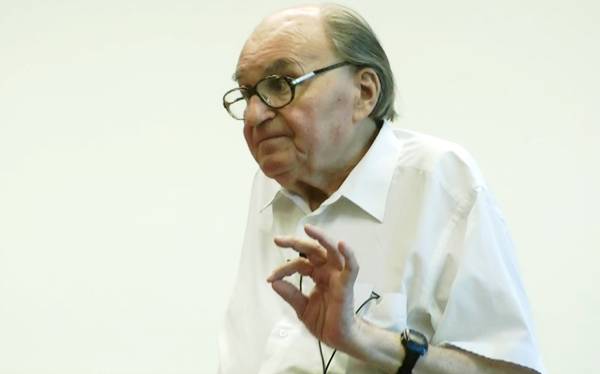 Elhunyt Géher István