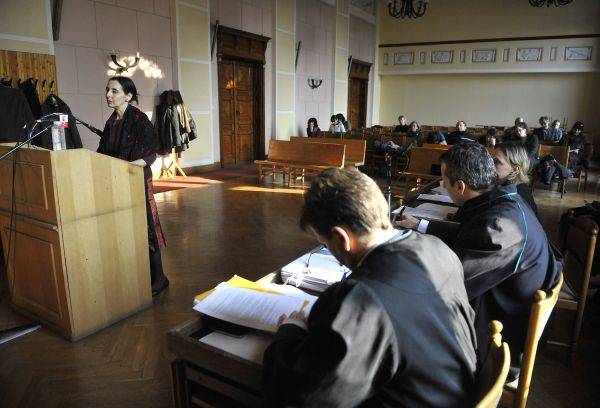 Megkezdődött Geréb Ágnes újabb büntetőtárgyalása