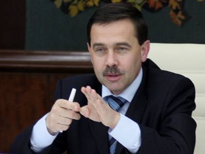 Hivatalos: kényszerszabadság, elbocsátások a közszférában