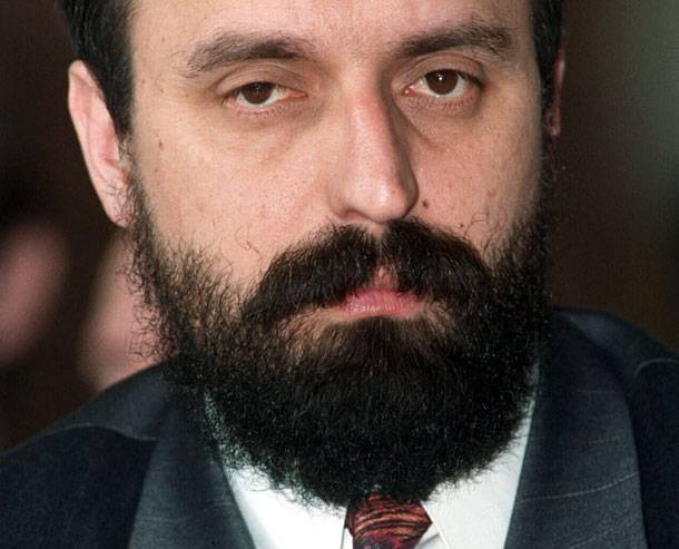 Hágában megnyílt Hadzic pere, Karadzic pedig megkezdte védekezését