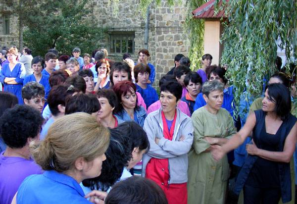 Sztrájk a csíkszeredai ruhagyárban