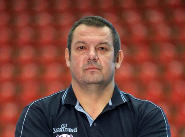 Petricsevics elhagyta Nagyszebent