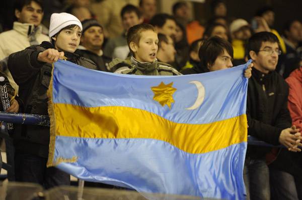 Hokibotrány: megvonná a kettős állampolgárok szavazati jogát egy PDL-képviselő