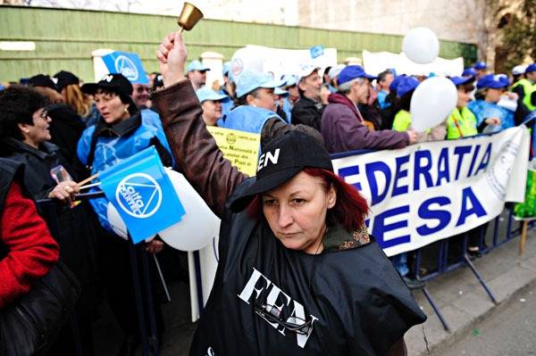 IMF-feltételek: nem lesz béremelés