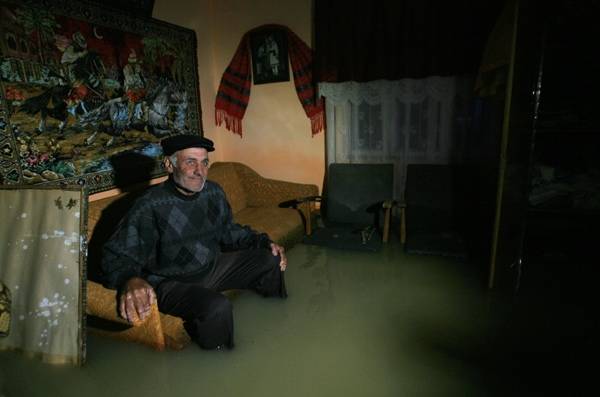 Január 15-e helyett július 15-éig lehet megkötni a kötelező lakásbiztosítást