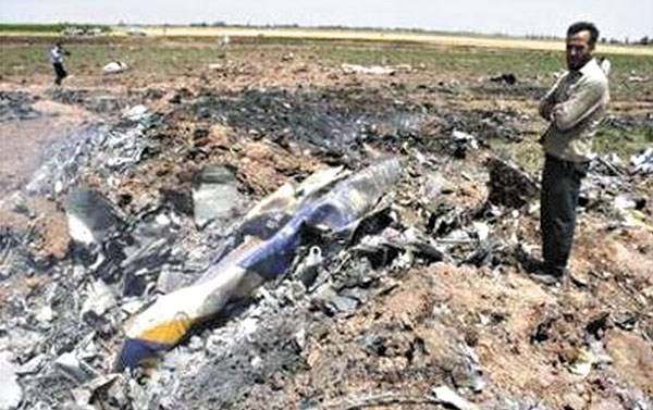 Lezuhant egy utasszállító Iránban, 168-an meghaltak