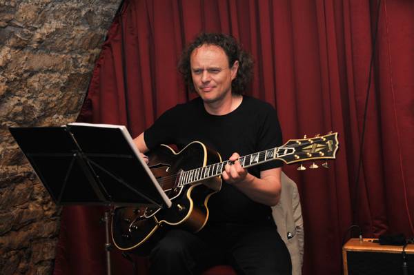 •  Fotó: Bone Ewald