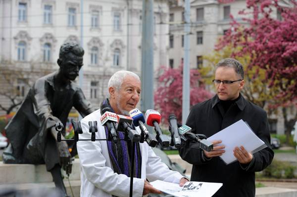 Elköltöztetik a budapesti József Attila-szobrot