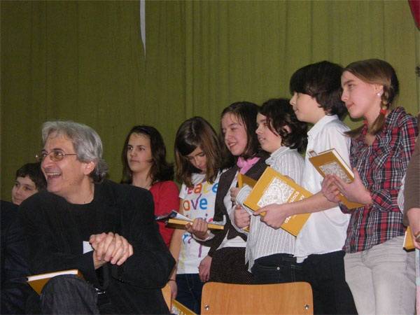 Gyermekírásokat tartalmazó kötetet jelentettek meg Marosvásárhelyen