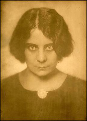 „Az önmagát újraszülő regény”