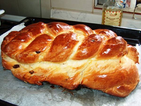 Kalácsok, kuglófok az ünnepekre
