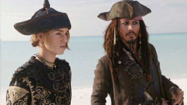 Johnny Depp ötödször is eljátssza Sparrow kapitányt