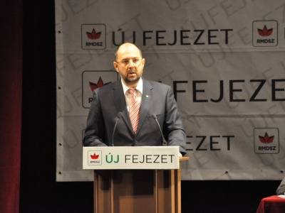 A megyék újrafelosztásának halasztását kéri az SZKT 