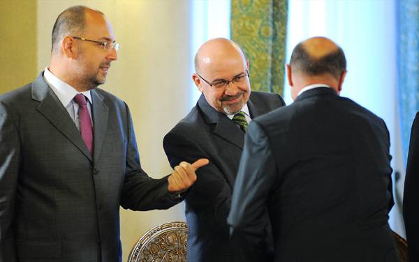  Băsescu javaslata: a nyolc nagymegye mellett Hargita és Kovászna megmaradhatna