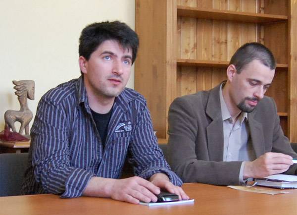 Sorompók Nélkül, több ezer nézővel