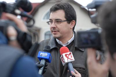 Kérő: vita az interneten