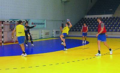 A nyolc közé vágynak a magyarok 