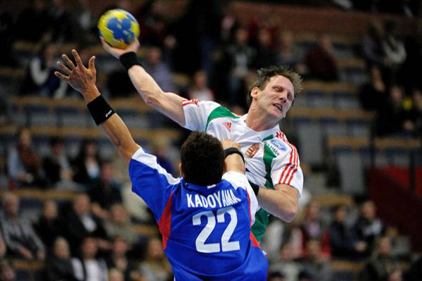 Kézilabda: újabb magyar siker és román kudarc a vb-n