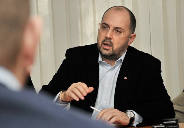 Kelemen Hunor: van esély, hogy a büdzsébe foglalják a béremelés lehetőségét