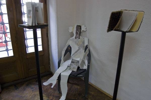 Könyvinstallációk Szatmáron