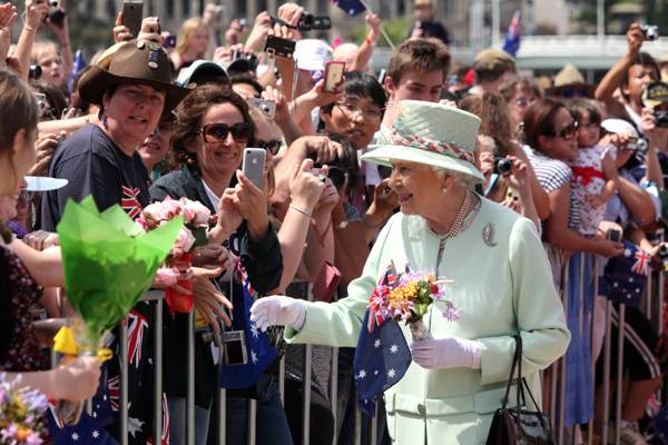 A koalák földjén a brit uralkodó