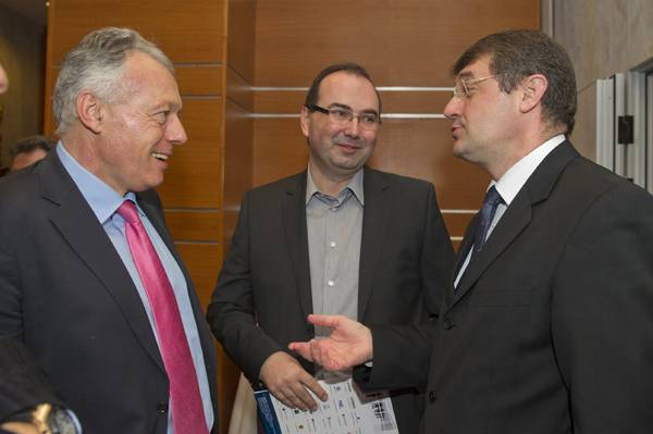 A román–magyar gazdasági kapcsolatok erősítését hangsúlyozták a budapesti fórumon