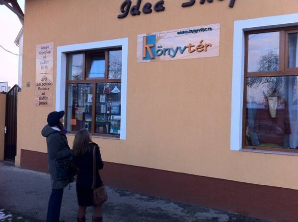 Új magyar könyvesbolt Nagyváradon