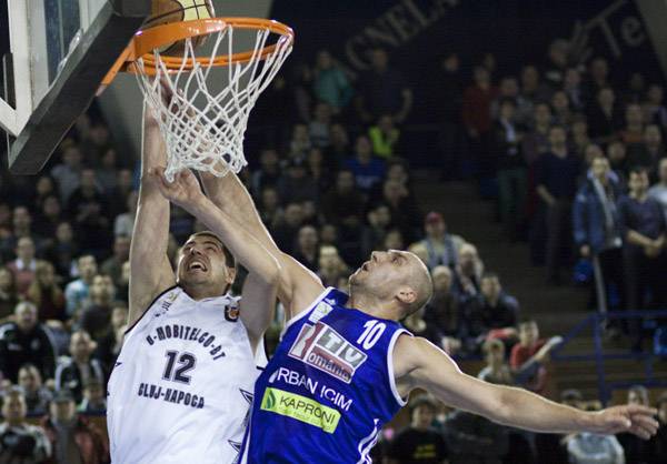 U-Mobitelco: Thomson a ruandai utánpótlást választotta