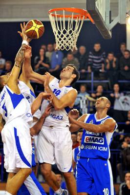 Kosárlabda: a Gaz Metan az őszi bajnok