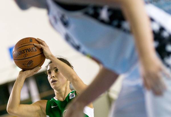 Vass Ildikó a B-be megy