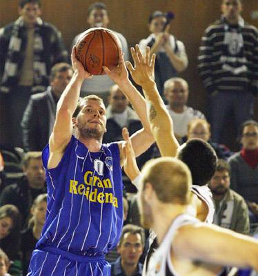 Érkezők és távozók az A osztályban