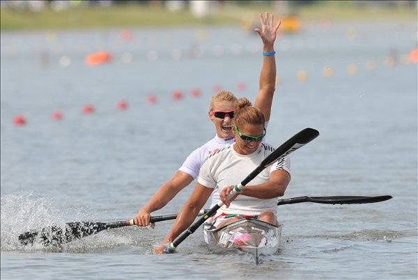 A kajak-kenu az évtized magyar sikersportja