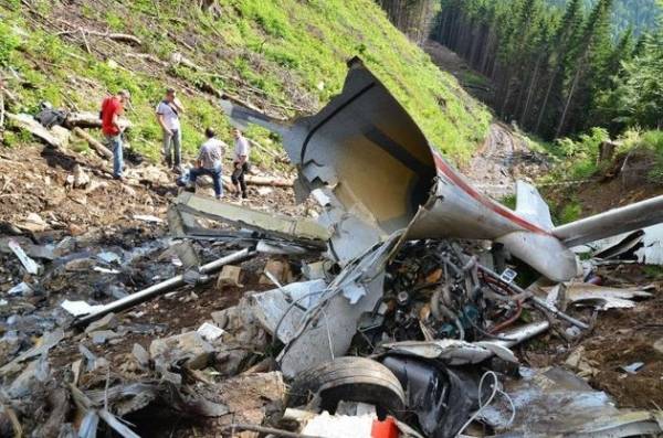 Lezuhant egy katonai repülőgép – egyik pilóta meghalt