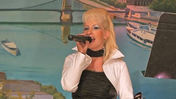 Kristóf Katalin karácsonyi dala