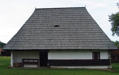 A több száz éves bélafalvi ház a csernátoni skanzen dísze