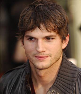 Harmincezer dolláros  tánc Ashton Kutcherrel