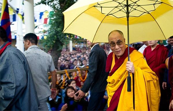 A dalai láma is álmodik nőről