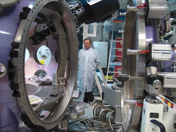 Jövőre épülhet a szuperlézer