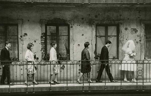 Világhírű magyar fotósok alkotásaiból nyílt kiállítás Londonban