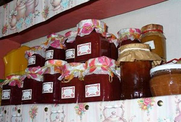 Üresen maradó éléskamrák?