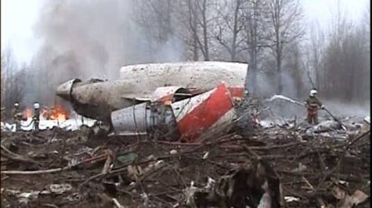 Lezuhant a lengyel elnököt szállító repülőgép Oroszországban [VIDEÓ]