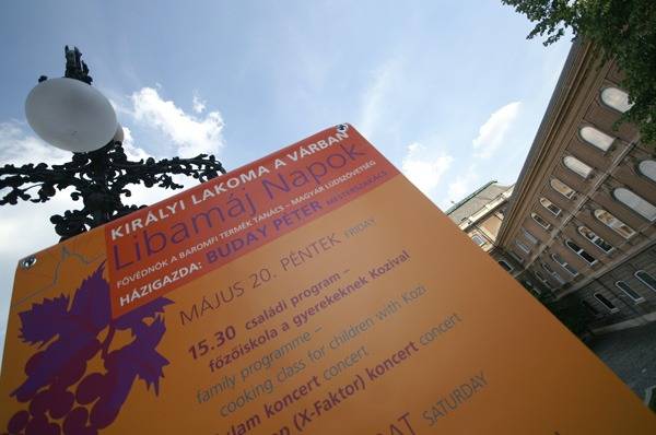 Krónika – Kávé – Képriport (41. rész) – Libamáj-gasztronómia a Budai Várban