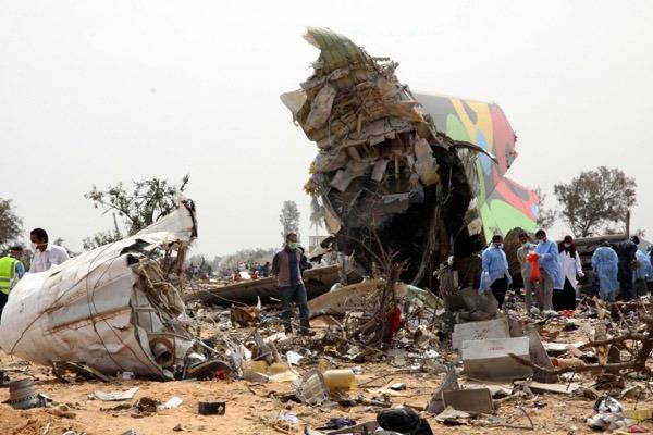 Légikatasztrófa Líbiában százhárom halottal